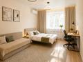 3-комнатная квартира · 100 м² · 1/9 этаж, Молдавская — 2 кровати, 2 дивана , кондиционер за 30 000 ₸ в Уральске — фото 2