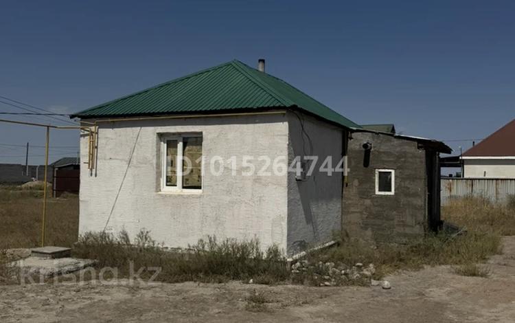 Отдельный дом · 2 комнаты · 40 м² · 8 сот., Даулет, Тоныкок 64 за 12 млн ₸ в Алатау — фото 2