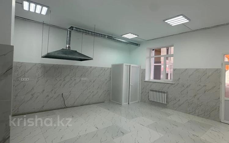 Свободное назначение, офисы, магазины и бутики, общепит, салоны красоты, медцентры и аптеки, образование, развлечения · 85 м² за 52 млн 〒 в Астане — фото 2