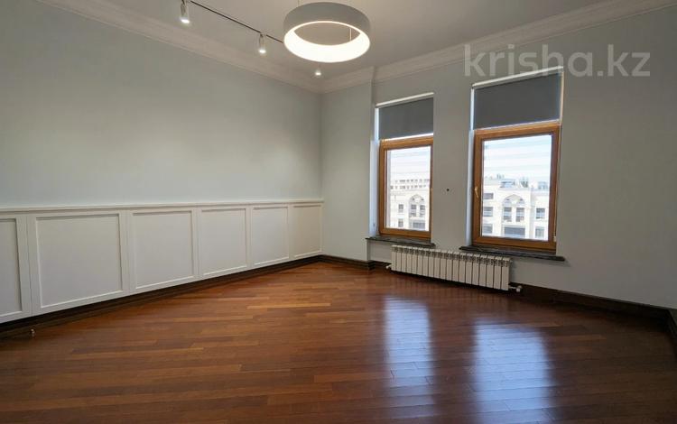 4-комнатная квартира · 165 м² · 4/4 этаж, мкр Мирас 62 за 190 млн ₸ в Алматы, Бостандыкский р-н — фото 6