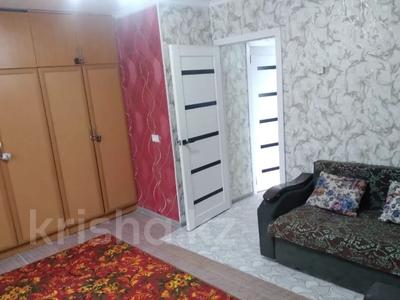 1-комнатная квартира, 36 м², 1/5 этаж помесячно, Самал 11 а за 90 000 〒 в Талдыкоргане