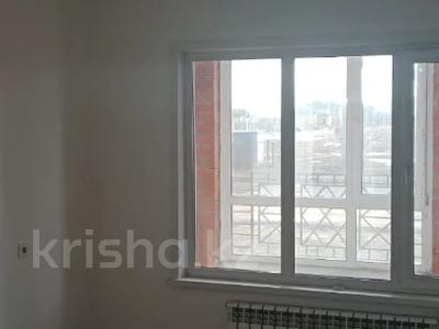 1-бөлмелі пәтер · 44 м² · 1/9 қабат, Хиуаз Доспанова 34, бағасы: 10 млн ₸ в Аксу