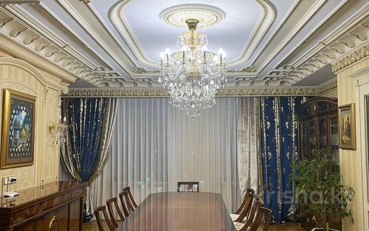 7-комнатная квартира, 279 м², Кабанбай батыра за 350 млн 〒 в Астане, Есильский р-н — фото 3
