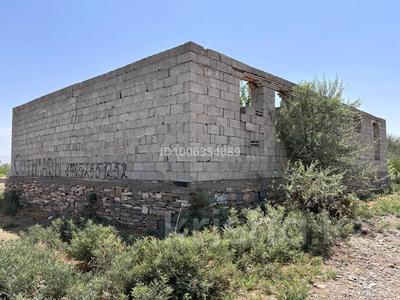 Отдельный дом · 5 комнат · 150 м² · 10 сот., Массив нур 57А — Футбольный поля за 7.5 млн 〒 в Жамбылской обл., Байзак