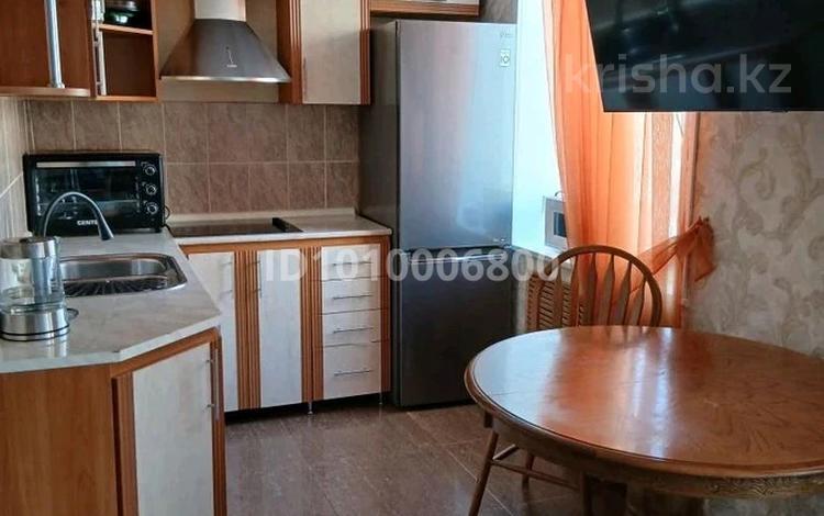 2-комнатная квартира · 43 м² · 3/3 этаж, мкр Новый Город, Воинов Интернационалистов 18 за 25.5 млн ₸ в Караганде, Казыбек би р-н — фото 2