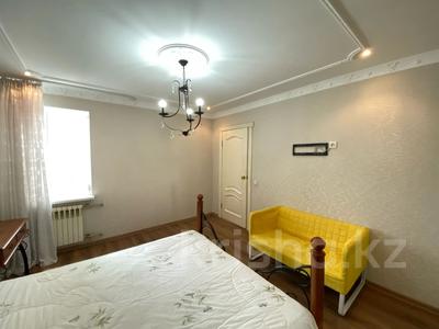 Продажа квартир в Мангистауской обл.: 5-комнатная квартира · 200 м² · 2/5 этаж, 15-й мкр 9 за 78 млн 〒 5-комнатная квартира · 200 м² · 2/5 этаж, 15-й мкр 9 за 78 млн 〒 в Актау