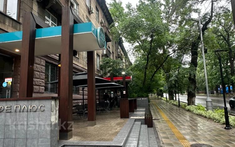 3-бөлмелі пәтер · 74 м² · 3/3 қабат, Желтоксан 144 — Кабанбай батыра, бағасы: 75 млн ₸ в Алматы, Алмалинский р-н — фото 16
