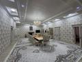 Дом · 4 комнаты · 400 м², Туркестанская за 90 000 〒 в Шымкенте, Аль-Фарабийский р-н — фото 2