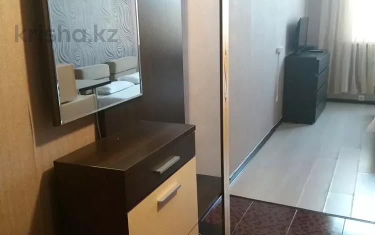 1-бөлмелі пәтер · 20 м² · 9/9 қабат, Казыбек би 125 — Досмухамедова, бағасы: 10 000 ₸ в Алматы, Алмалинский р-н — фото 2