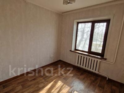 2-комнатная квартира, 55.7 м², 1/9 этаж, Бозтаева за 18.5 млн 〒 в Семее