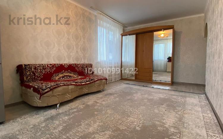 1-бөлмелі пәтер · 36 м² · 5/5 қабат, Воинская , 4А 17, бағасы: 8 млн ₸ в Таразе — фото 2
