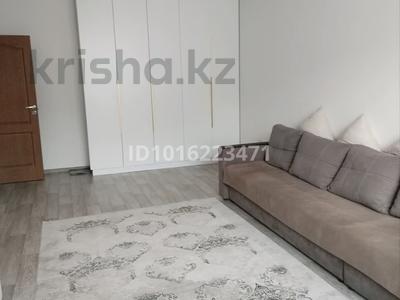 1-бөлмелі пәтер · 53 м² · 9/9 қабат, Ақсай-4 ш/а. 123, бағасы: 250 000 ₸ в Алматы, Ауэзовский р-н