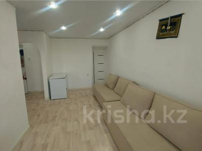 2-комнатная квартира · 42.3 м² · 5/5 этаж, Майкудук, ул. Бирюзова 1 за 8.8 млн ₸ в Караганде, Алихана Бокейханова р-н