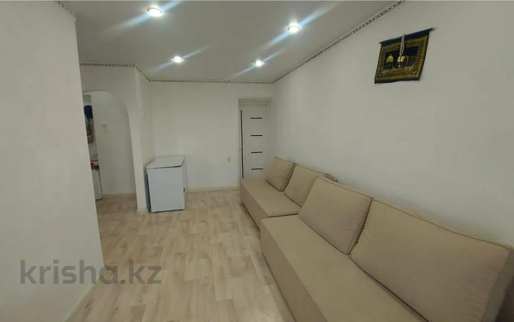 2-комнатная квартира · 42.3 м² · 5/5 этаж, Майкудук, ул. Бирюзова 1 за 8.8 млн ₸ в Караганде, Алихана Бокейханова р-н — фото 2