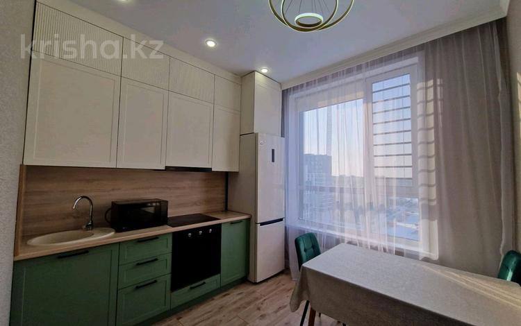 2-бөлмелі пәтер · 60 м² · 14/18 қабат, Е-36 6, бағасы: 350 000 ₸ в Астане, Есильский р-н — фото 2