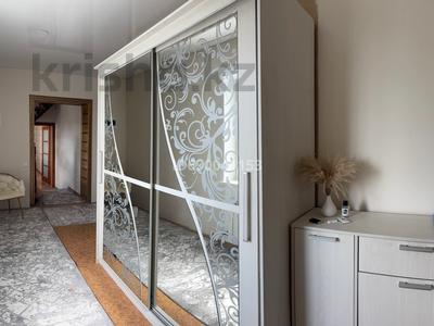 Отдельный дом · 6 комнат · 250 м², Садавая 24 — Молодежная за 300 000 〒 в Новой бухтарме