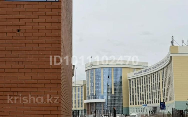 2-комнатная квартира · 44 м² · 9/9 этаж, Мухамедханова 20 — Чингиз Айтматова за 18 000 ₸ в Астане, Нура р-н — фото 22