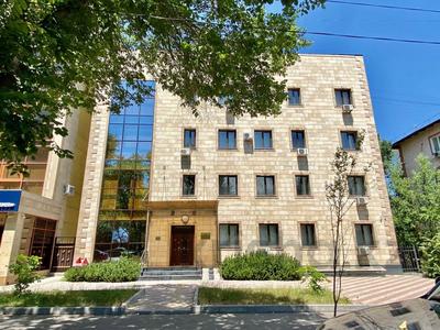 Свободное назначение, офисы, медцентры и аптеки • 985.9 м² за 7 млн 〒 в Алматы