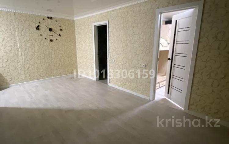 3-комнатная квартира · 48 м² · 5/5 этаж, Сатпаева 118 за 150 000 ₸ — фото 2