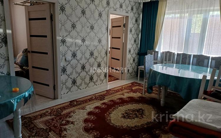 4-комнатная квартира, 63.1 м², 1/5 этаж, Кусайнова за 14 млн 〒 в Сатпаев — фото 2