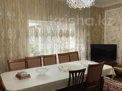 Жеке үй · 3 бөлме · 73.2 м² · 5.5 сот., Турсунова 28 — Центр Площадь, бағасы: 40 млн 〒 в Таразе