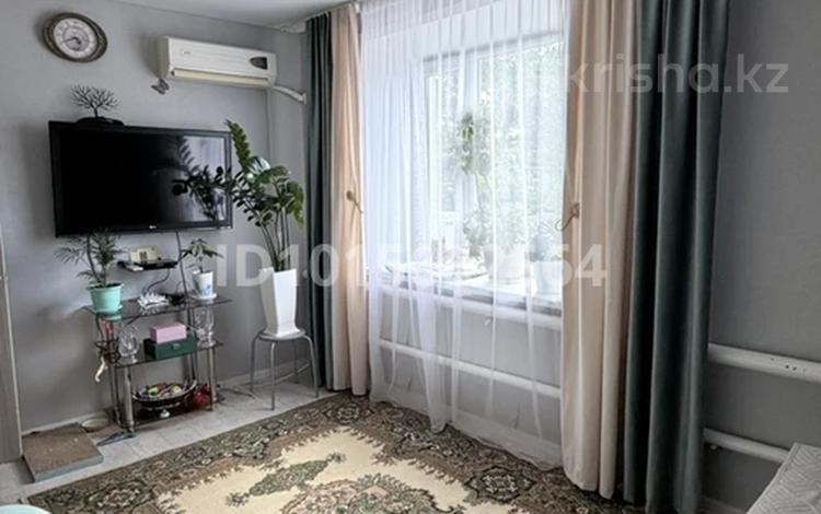 2-бөлмелі пәтер · 43 м² · 2/2 қабат, Льва Толстого 9, бағасы: 10 млн ₸ в Дарьинске — фото 2