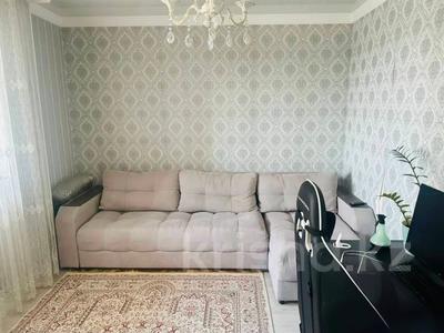 2-бөлмелі пәтер · 53 м² · 9/10 қабат, мкр Аксай, Б. Момышулы, бағасы: 37.7 млн ₸ в Алматы, Ауэзовский р-н