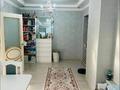 2-бөлмелі пәтер · 53 м² · 9/10 қабат, мкр Аксай, Б. Момышулы, бағасы: 37.7 млн ₸ в Алматы, Ауэзовский р-н — фото 4