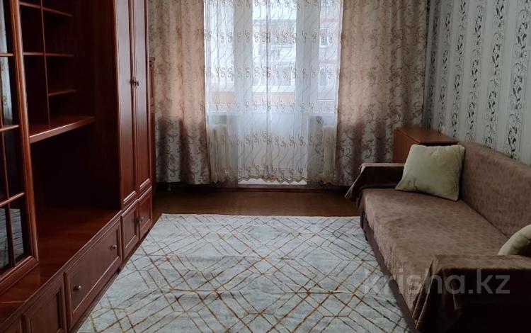 1-комнатная квартира, 33 м², 3/4 этаж, мкр №1 64 за 20.5 млн 〒 в Алматы, Ауэзовский р-н — фото 2