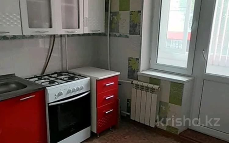 1-комнатная квартира, 36 м², 2/5 этаж помесячно, мкр 11 89