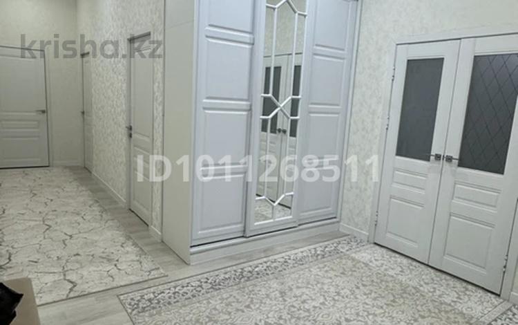 3-бөлмелі пәтер · 94 м² · 2/10 қабат, 20-й мкр 26, бағасы: 36 млн ₸ в Актау — фото 2
