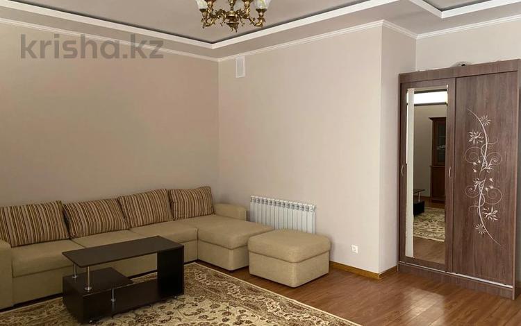 2-комнатная квартира, 80 м², 12/13 этаж помесячно, Кунаева 42