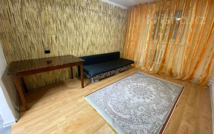 Отдельный дом · 3 комнаты · 75 м² · 6 сот., мкр Шубар 4 за 300 000 ₸ в Астане, Есильский р-н — фото 8