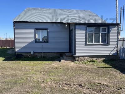 Жеке үй · 3 бөлме · 70 м² · 5 жүзд., Жайык 5/3 — Заводская, бағасы: 8.8 млн ₸ в Аксае