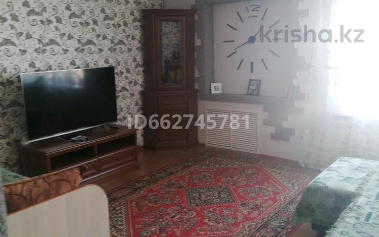 3-комнатная квартира · 86 м² · 10/10 этаж, Мик. Дачный 285 за 32 млн ₸ в Павлодаре — фото 2