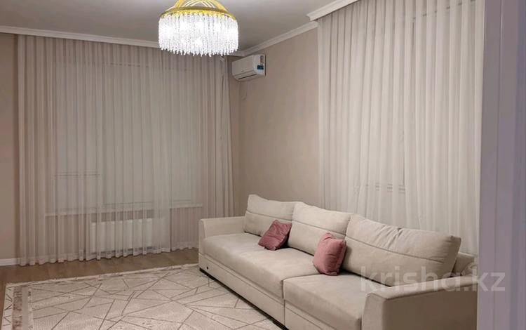 2-комнатная квартира · 78 м² · 9 этаж, мкр Нурсат 2, Аргынбекова — Шаяхметова за 450 000 ₸ в Шымкенте, Каратауский р-н — фото 2
