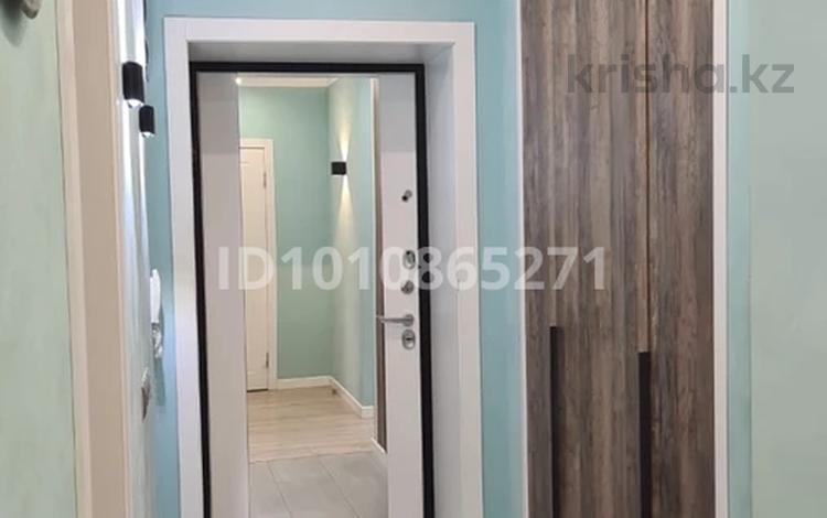 3-бөлмелі пәтер · 87 м² · 7/9 қабат, 8-й микрорайон, 8 мкр 22, бағасы: 51 млн 〒 в Костанае — фото 2