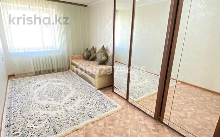 2-комнатная квартира · 60 м² · 10/10 этаж, Гагарина 2/2 — Остановка Административная полиция за 120 000 ₸ в Уральске — фото 2