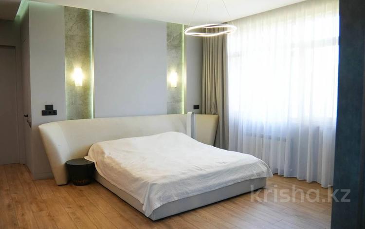 3-бөлмелі пәтер · 200 м² · 3/6 қабат, Рахмадиева, бағасы: 177 млн ₸ в Алматы, Бостандыкский р-н — фото 2