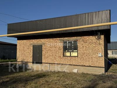 Отдельный дом · 4 комнаты · 140 м² · 6.3 сот., Бұқар жырау 1 — Бейбітшілік көшесі Бұқаржырау Қиылысы за 30 млн ₸ в М. Туймебаеве