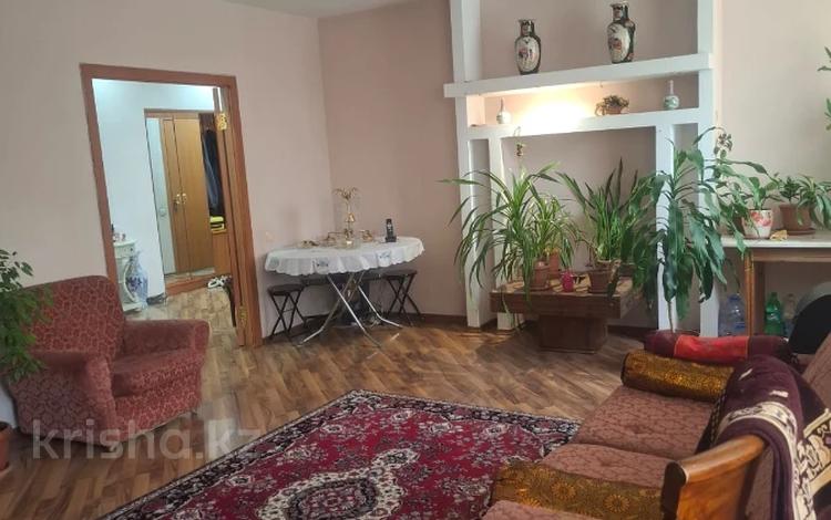 4-комнатная квартира · 144 м² · 3/3 этаж, мкр Жетысу-2 2А за 110 млн ₸ в Алматы, Ауэзовский р-н — фото 2