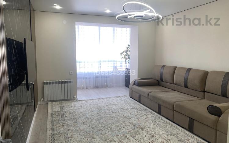 1-комнатная квартира · 60 м² · 3/5 этаж, Тукая 53 — Кинотеатр Гагарина, Пединститут за 28.5 млн ₸ в Уральске — фото 2