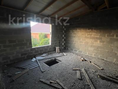 Жер үй мен саяжайлар в Костанайской обл.: Жеке үй · 4 бөлме · 100 м² · 5 сот., Студенческая 68, бағасы: 25 млн 〒 Жеке үй · 4 бөлме · 100 м² · 5 сот., Студенческая 68, бағасы: 25 млн 〒 в Костанае