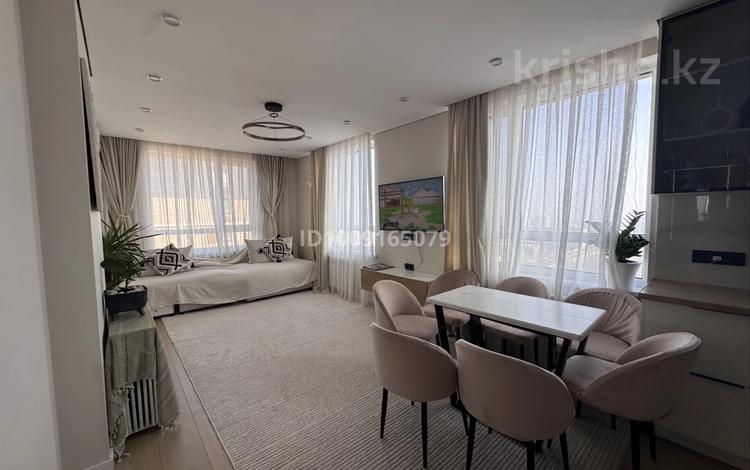 3-комнатная квартира · 72 м² · 13/17 этаж, Утепова 31 за 76 млн ₸ в Алматы, Бостандыкский р-н — фото 2