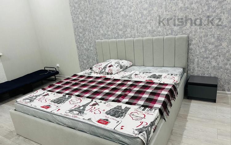 1-бөлмелі пәтер · 55 м² · 5/5 қабат, Мкр. Алтын орда 360А, бағасы: 6 500 ₸ в Актобе — фото 2