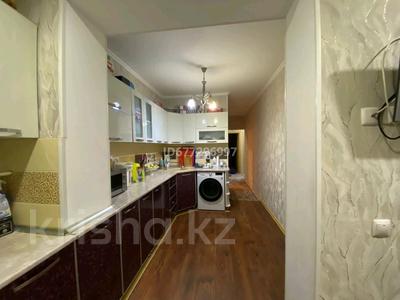 Пәтерлер в Мангистауской обл.: 3-бөлмелі пәтер · 70 м² · 3/5 қабат, 13-й мкр 14, бағасы: 23.5 млн 〒 3-бөлмелі пәтер · 70 м² · 3/5 қабат, 13-й мкр 14, бағасы: 23.5 млн 〒 в Актау