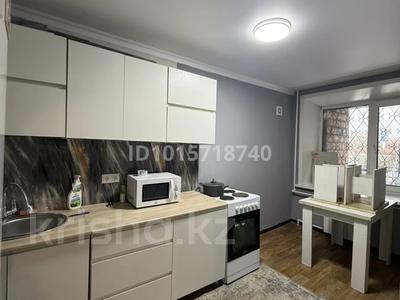 2-комнатная квартира · 56 м² · 1/9 этаж, мкр Михайловка , Ермекова за 220 000 ₸ в Караганде, Казыбек би р-н