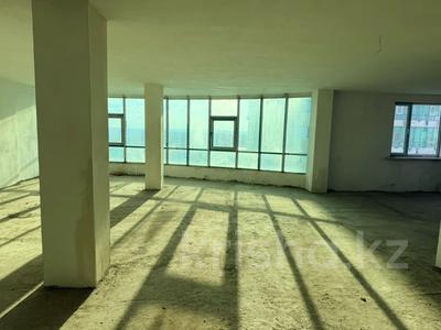 3-бөлмелі пәтер · 127.1 м² · 22/25 қабат, 11 ш/а., бағасы: 18 млн ₸ в Актобе, мкр 11