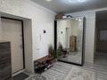3-комнатная квартира · 111 м² · 2/6 этаж, мкр. Алтын орда 48Г/2 — Улиц Халела Досмухамедулы и Мустафы Шокая за 35 млн ₸ в Актобе — фото 10
