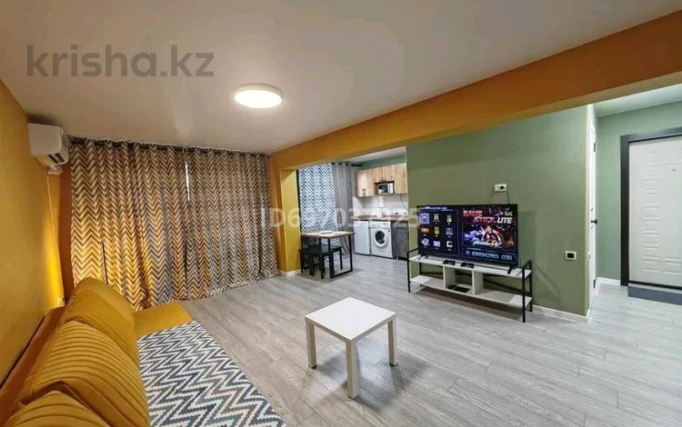 1-комнатная квартира · 65 м² · 2/6 этаж, 27-й мкр 37 за 5 100 ₸ в Актау — фото 2